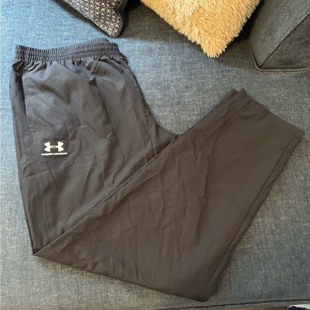 Under Armour Black wind pants new with tags
